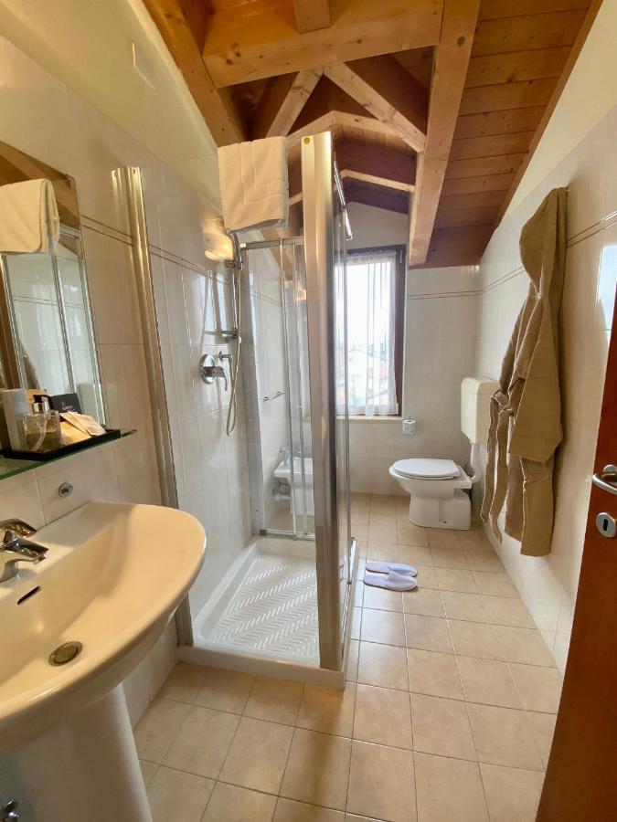 Ferretti Residence Garda Palace Песк'єра-дель-Гарда Екстер'єр фото