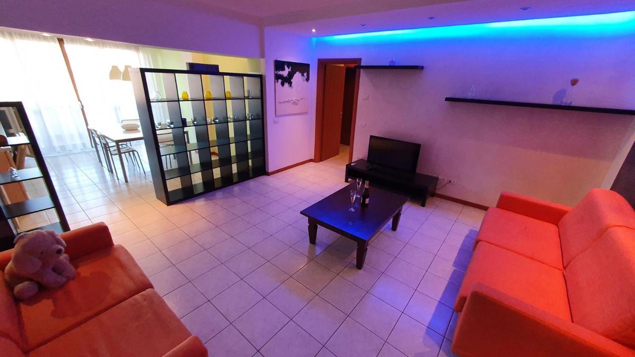 Ferretti Residence Garda Palace Песк'єра-дель-Гарда Екстер'єр фото