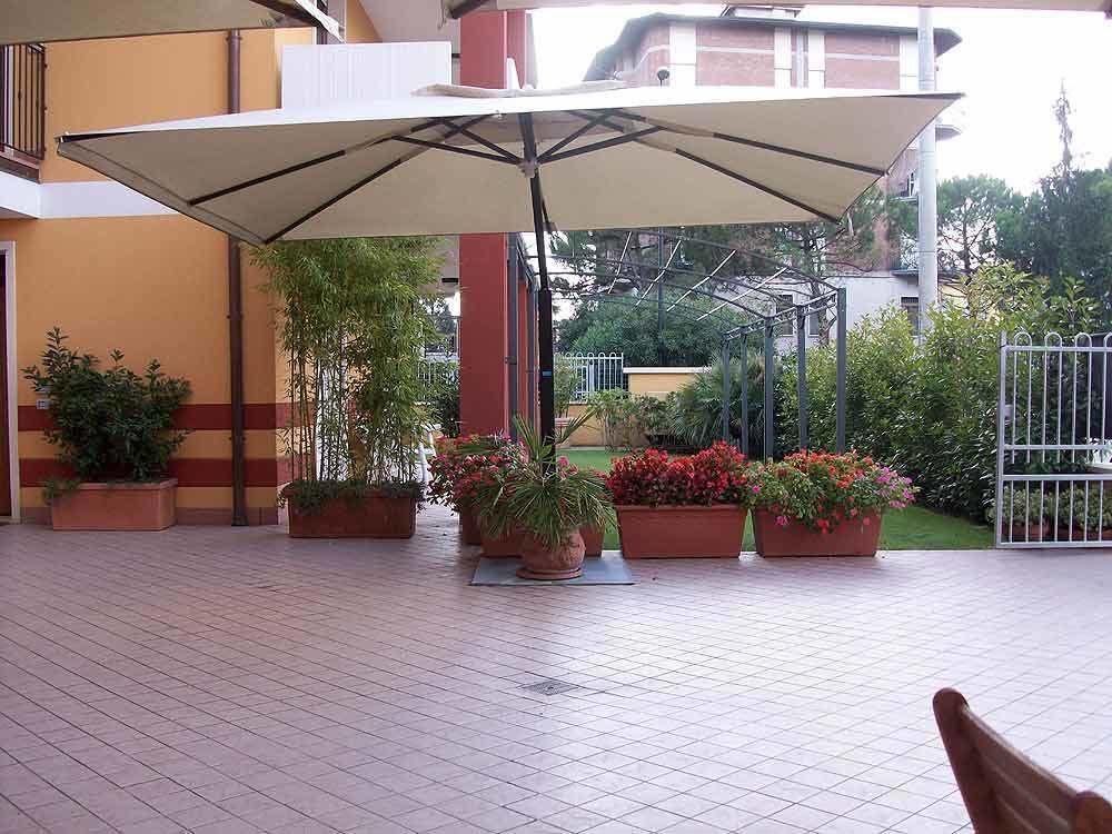 Ferretti Residence Garda Palace Песк'єра-дель-Гарда Екстер'єр фото
